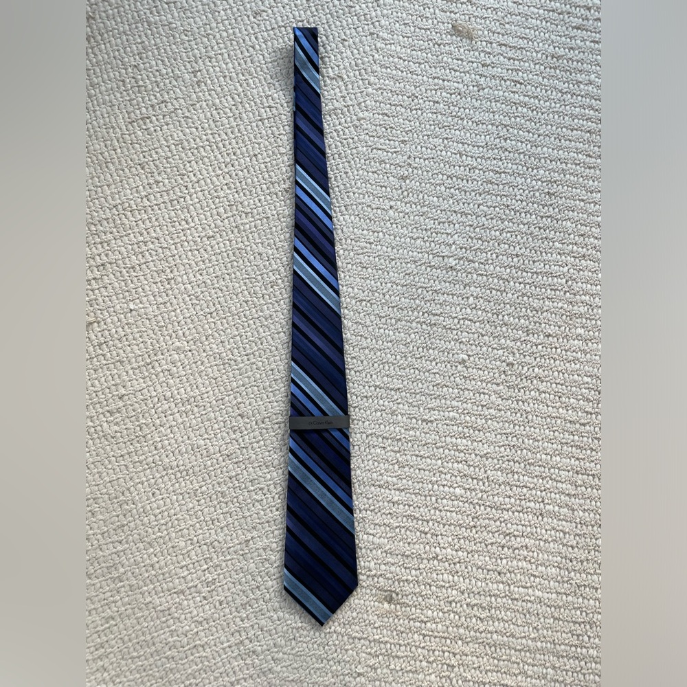 Calvin Klein Men’s Blue Striped Tie
